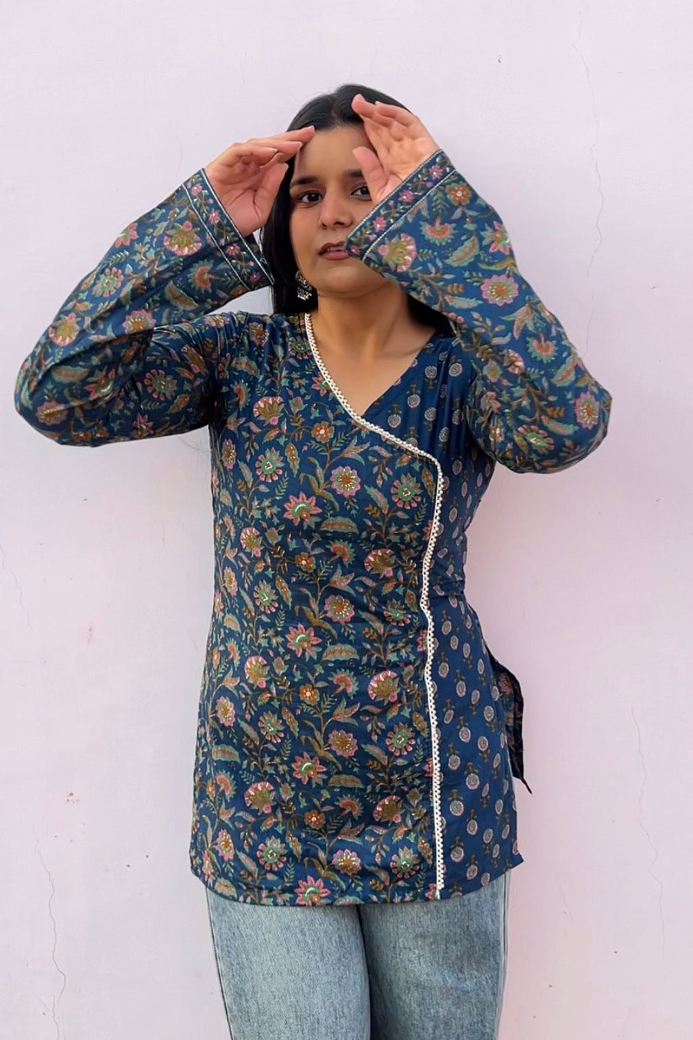 Angarkha pattern corset back kurti 🤍