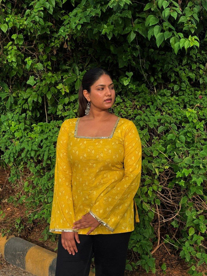 Gulabo in yellow ✨ - Label Gulvi